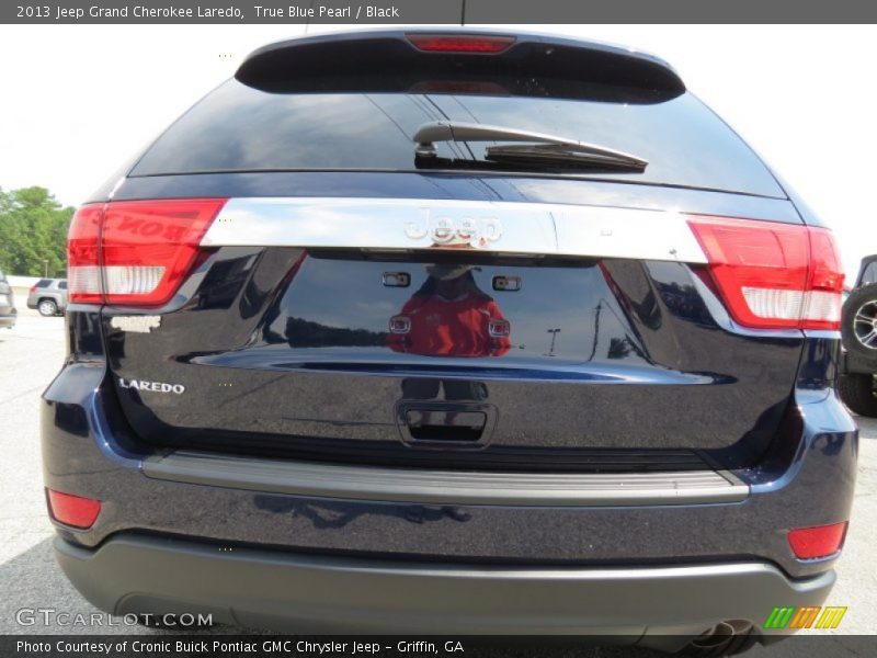 True Blue Pearl / Black 2013 Jeep Grand Cherokee Laredo