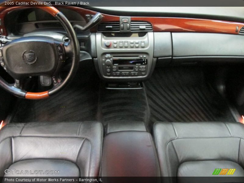Black Raven / Black 2005 Cadillac DeVille DHS