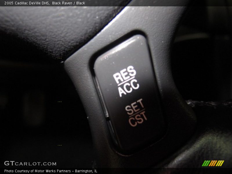 Black Raven / Black 2005 Cadillac DeVille DHS