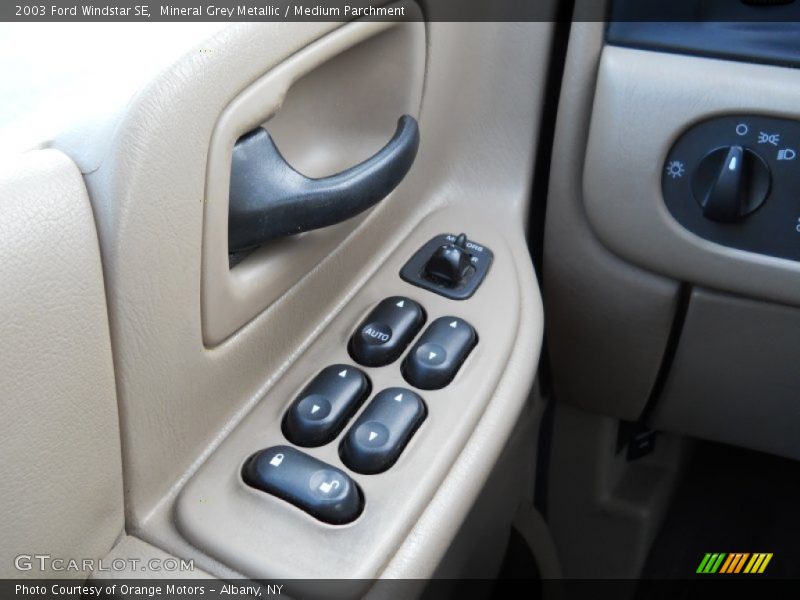 Mineral Grey Metallic / Medium Parchment 2003 Ford Windstar SE