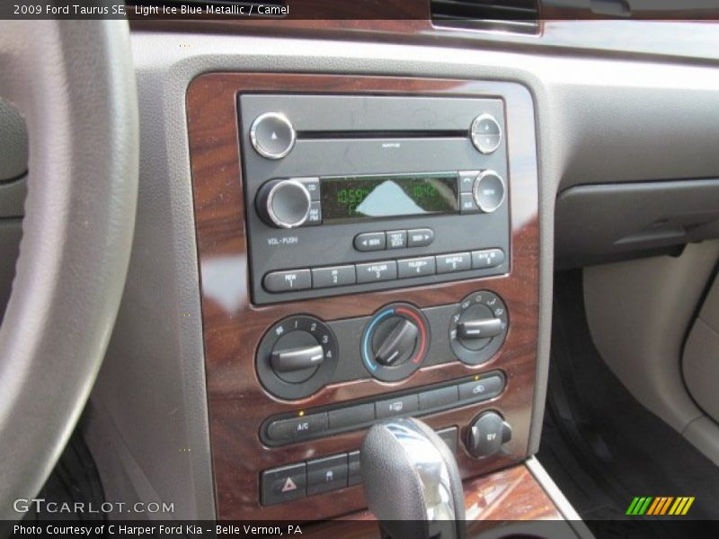Controls of 2009 Taurus SE