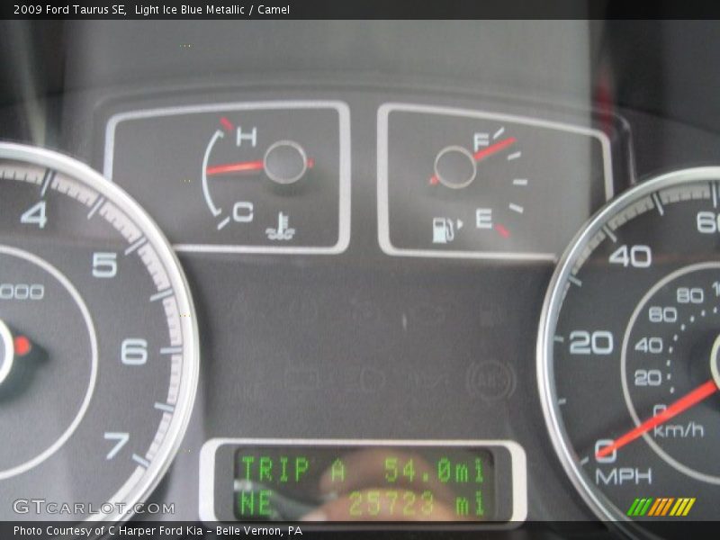 Light Ice Blue Metallic / Camel 2009 Ford Taurus SE