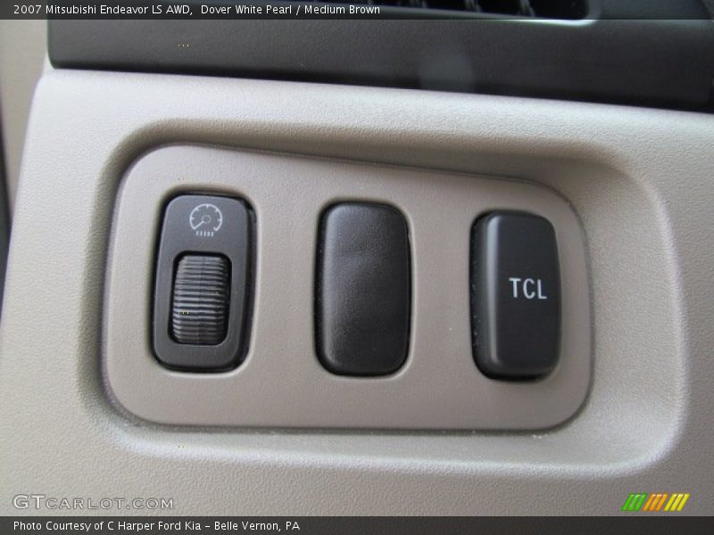 Dover White Pearl / Medium Brown 2007 Mitsubishi Endeavor LS AWD