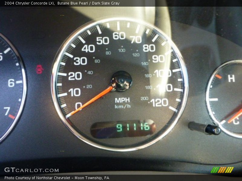 Butane Blue Pearl / Dark Slate Gray 2004 Chrysler Concorde LXi