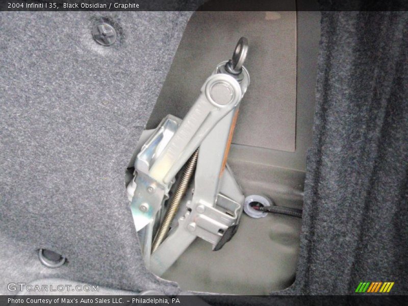 Black Obsidian / Graphite 2004 Infiniti I 35