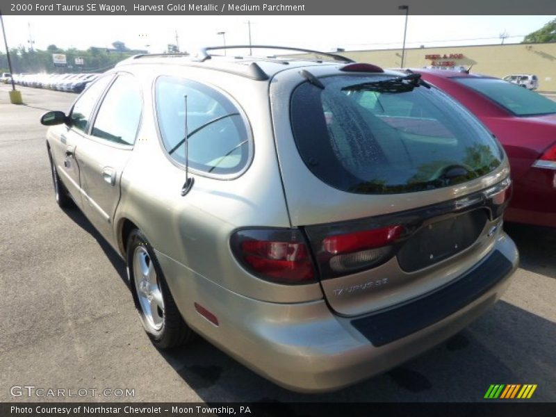 Harvest Gold Metallic / Medium Parchment 2000 Ford Taurus SE Wagon