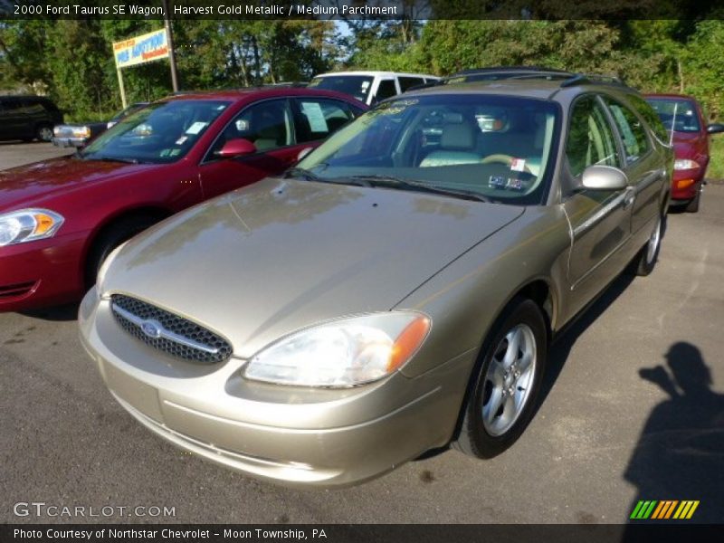 Front 3/4 View of 2000 Taurus SE Wagon