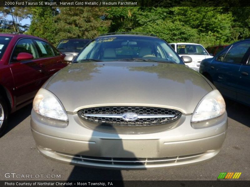 Harvest Gold Metallic / Medium Parchment 2000 Ford Taurus SE Wagon