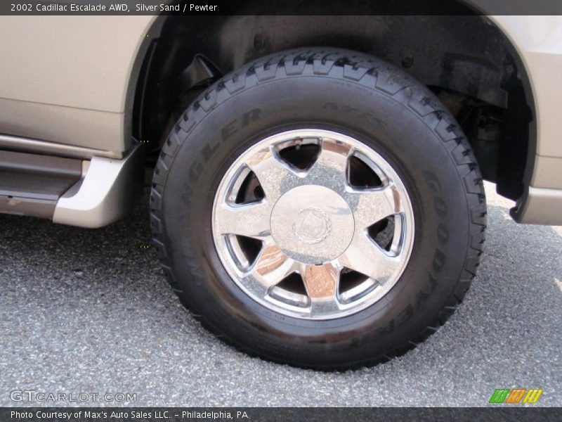 Silver Sand / Pewter 2002 Cadillac Escalade AWD