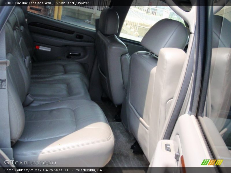 Silver Sand / Pewter 2002 Cadillac Escalade AWD
