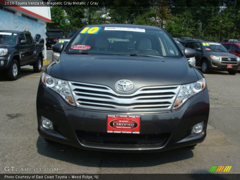 Magnetic Gray Metallic / Gray 2010 Toyota Venza I4