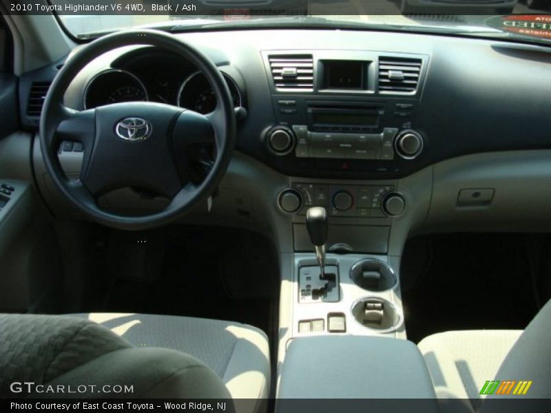 Black / Ash 2010 Toyota Highlander V6 4WD