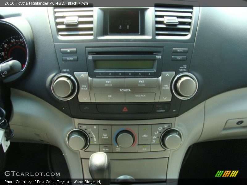 Black / Ash 2010 Toyota Highlander V6 4WD