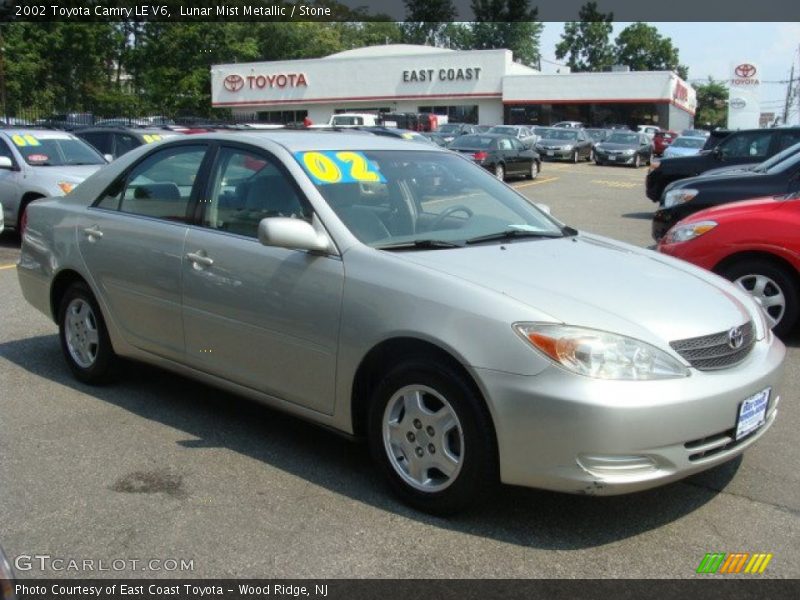 Lunar Mist Metallic / Stone 2002 Toyota Camry LE V6
