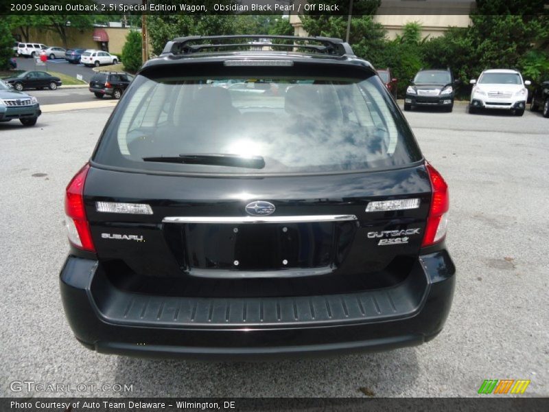 Obsidian Black Pearl / Off Black 2009 Subaru Outback 2.5i Special Edition Wagon