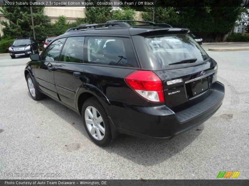 Obsidian Black Pearl / Off Black 2009 Subaru Outback 2.5i Special Edition Wagon