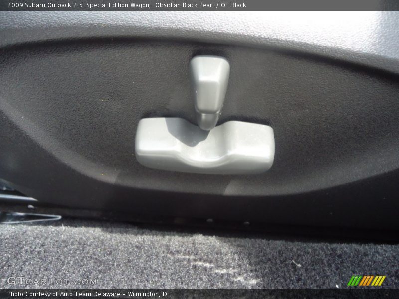 Obsidian Black Pearl / Off Black 2009 Subaru Outback 2.5i Special Edition Wagon