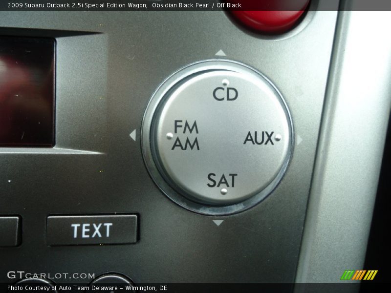 Obsidian Black Pearl / Off Black 2009 Subaru Outback 2.5i Special Edition Wagon