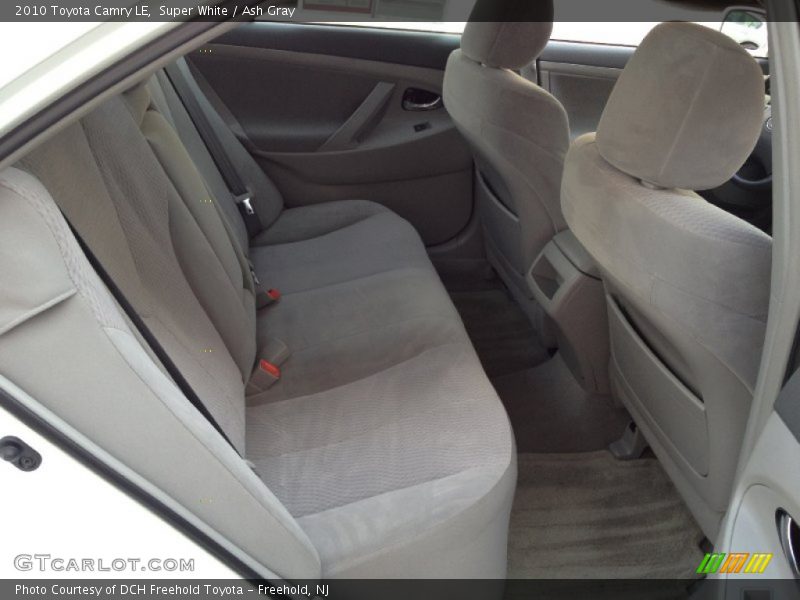 Super White / Ash Gray 2010 Toyota Camry LE