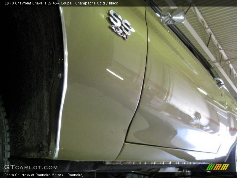 Champagne Gold / Black 1970 Chevrolet Chevelle SS 454 Coupe