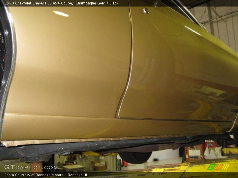 Champagne Gold / Black 1970 Chevrolet Chevelle SS 454 Coupe