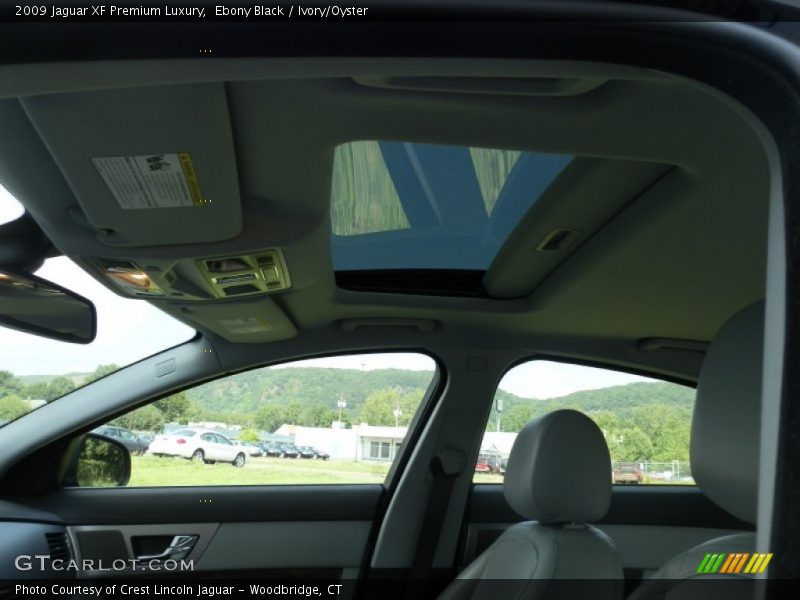 Ebony Black / Ivory/Oyster 2009 Jaguar XF Premium Luxury