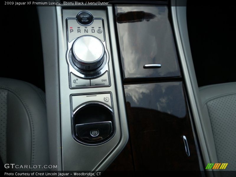 Ebony Black / Ivory/Oyster 2009 Jaguar XF Premium Luxury