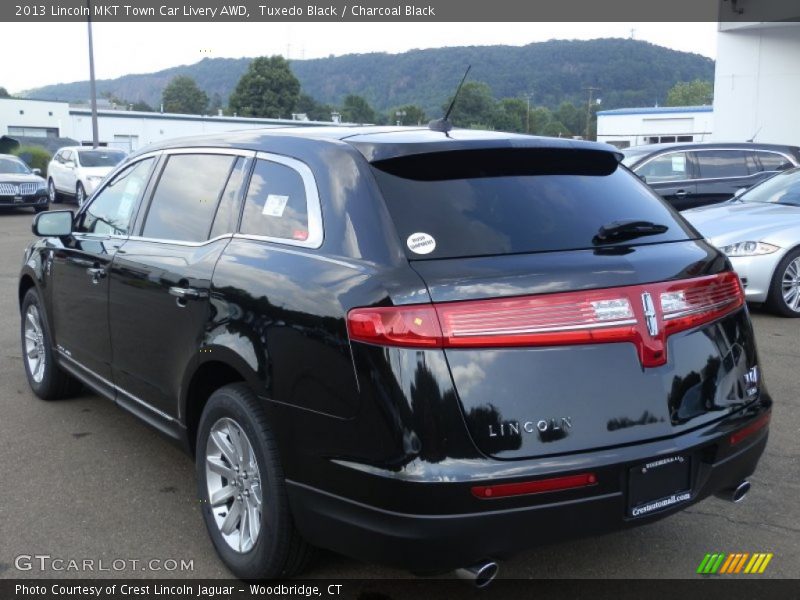 Tuxedo Black / Charcoal Black 2013 Lincoln MKT Town Car Livery AWD