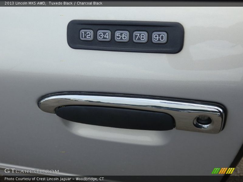 Tuxedo Black / Charcoal Black 2013 Lincoln MKS AWD