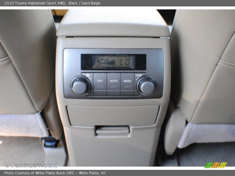 Controls of 2010 Highlander Sport 4WD