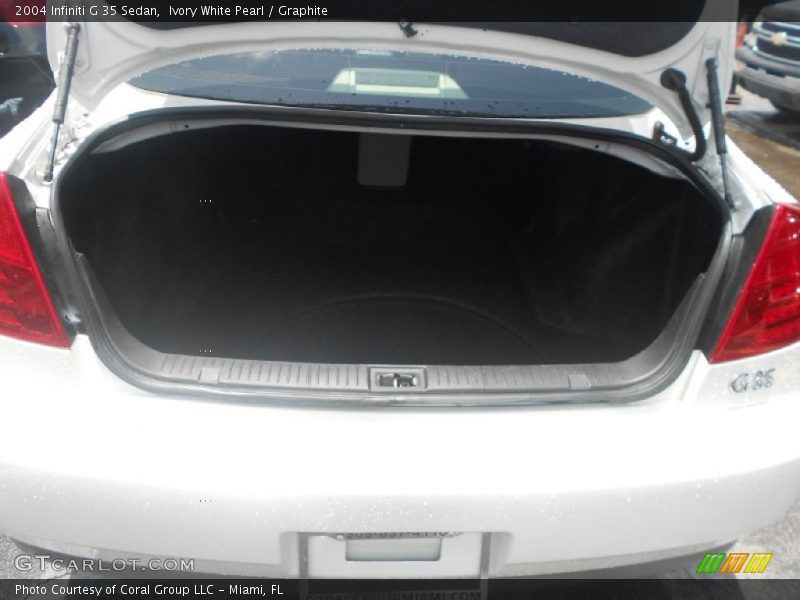 Ivory White Pearl / Graphite 2004 Infiniti G 35 Sedan
