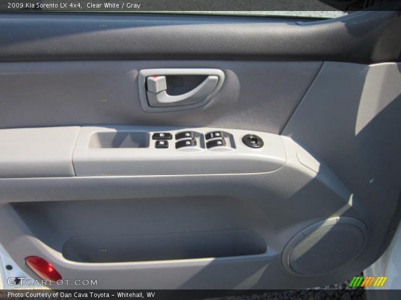 Clear White / Gray 2009 Kia Sorento LX 4x4
