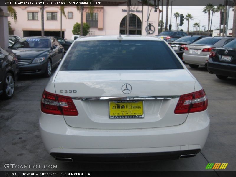 Arctic White / Black 2011 Mercedes-Benz E 350 Sedan