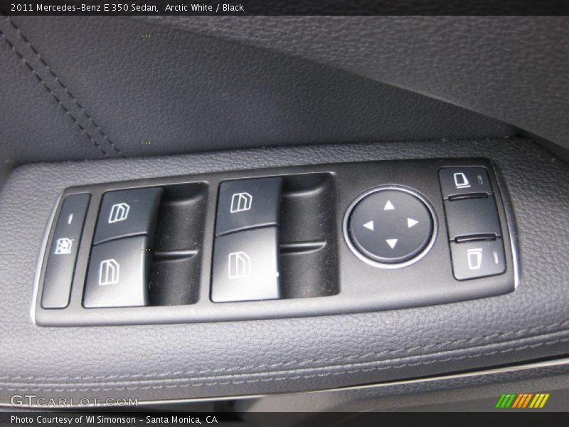 Arctic White / Black 2011 Mercedes-Benz E 350 Sedan