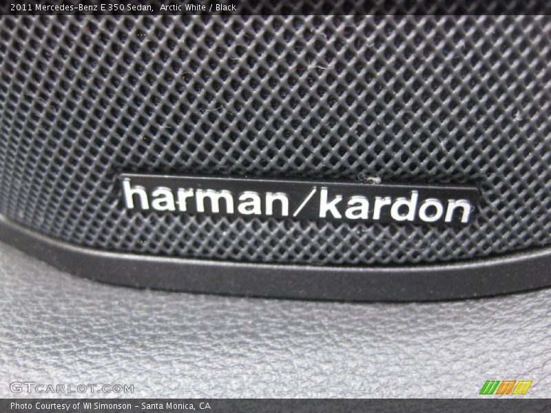 Arctic White / Black 2011 Mercedes-Benz E 350 Sedan