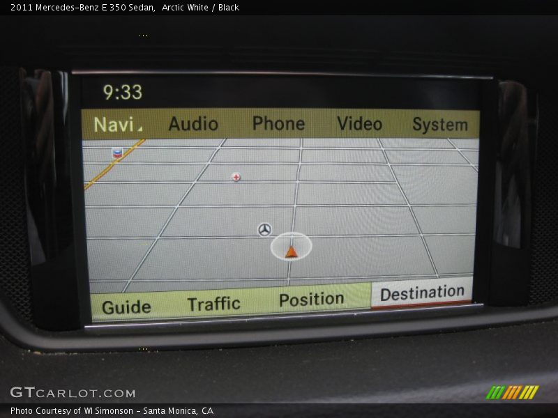 Arctic White / Black 2011 Mercedes-Benz E 350 Sedan