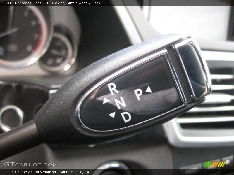 Arctic White / Black 2011 Mercedes-Benz E 350 Sedan