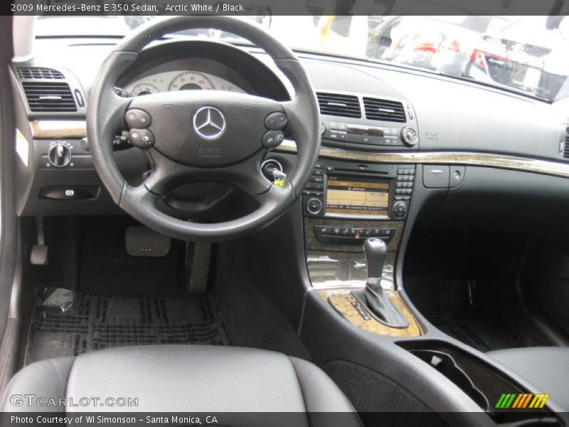 Arctic White / Black 2009 Mercedes-Benz E 350 Sedan