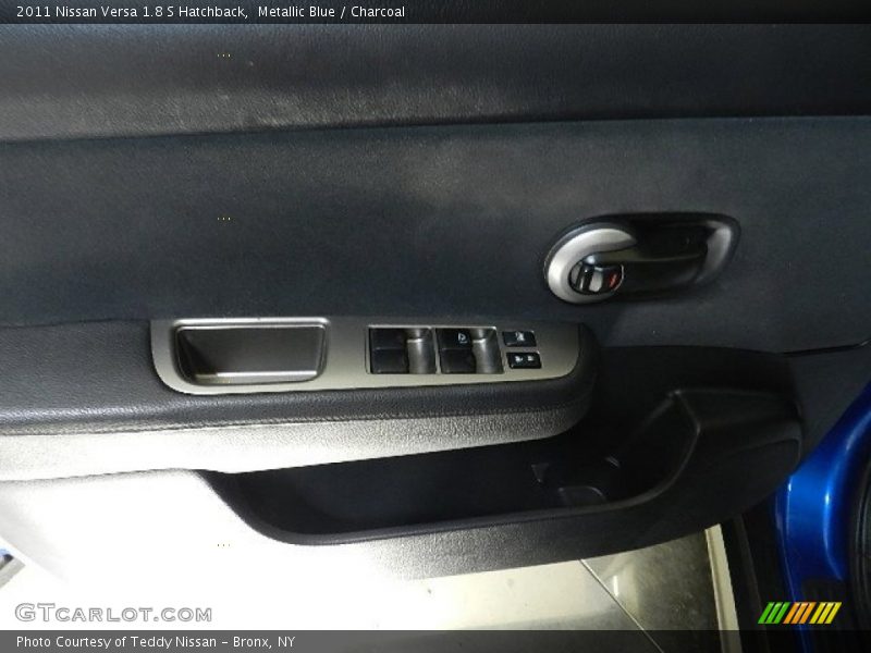 Metallic Blue / Charcoal 2011 Nissan Versa 1.8 S Hatchback