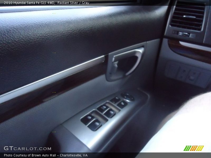 Radiant Silver / Gray 2010 Hyundai Santa Fe GLS 4WD
