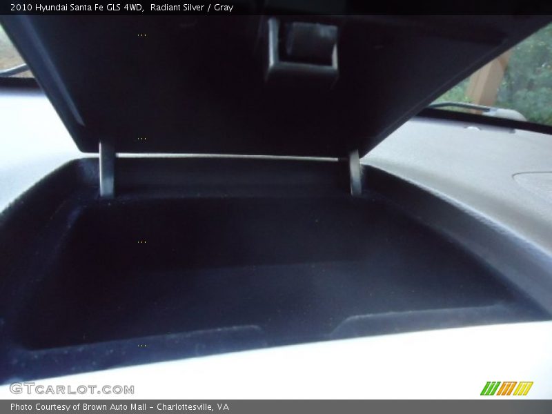 Radiant Silver / Gray 2010 Hyundai Santa Fe GLS 4WD