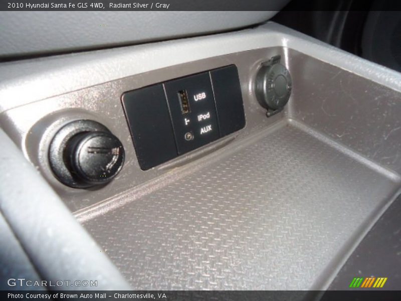 Radiant Silver / Gray 2010 Hyundai Santa Fe GLS 4WD