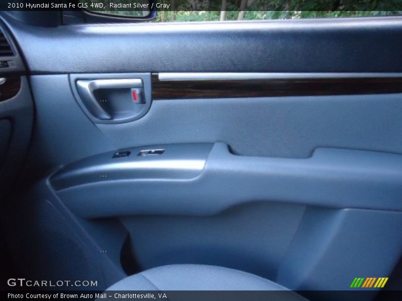 Radiant Silver / Gray 2010 Hyundai Santa Fe GLS 4WD