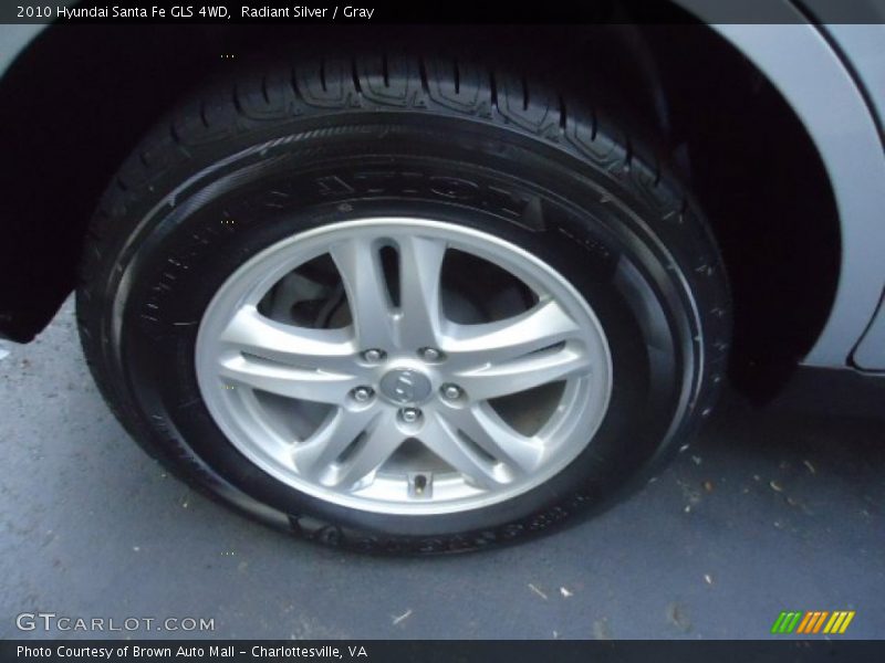 Radiant Silver / Gray 2010 Hyundai Santa Fe GLS 4WD