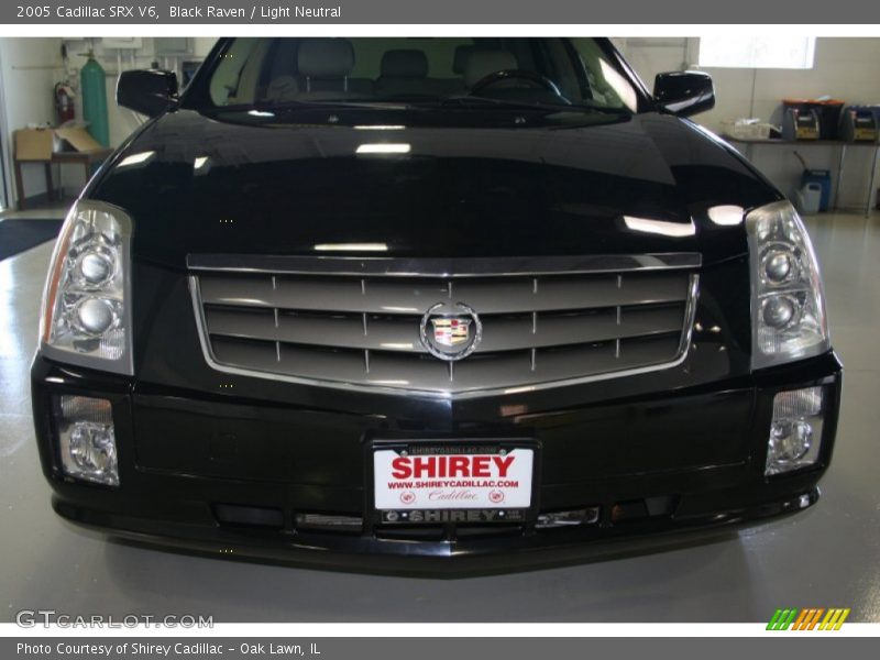Black Raven / Light Neutral 2005 Cadillac SRX V6