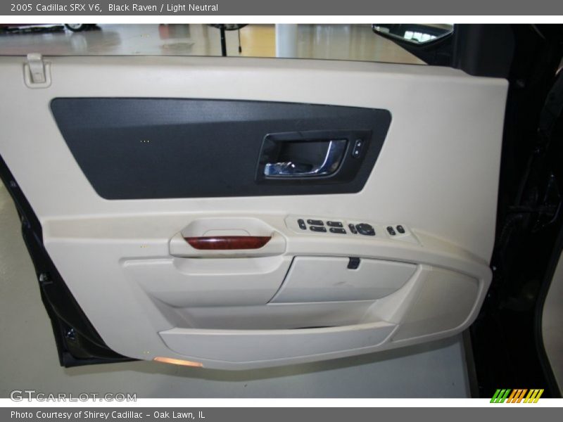 Black Raven / Light Neutral 2005 Cadillac SRX V6