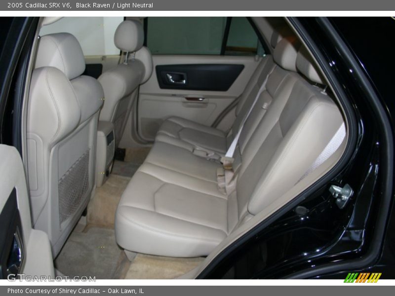 Black Raven / Light Neutral 2005 Cadillac SRX V6