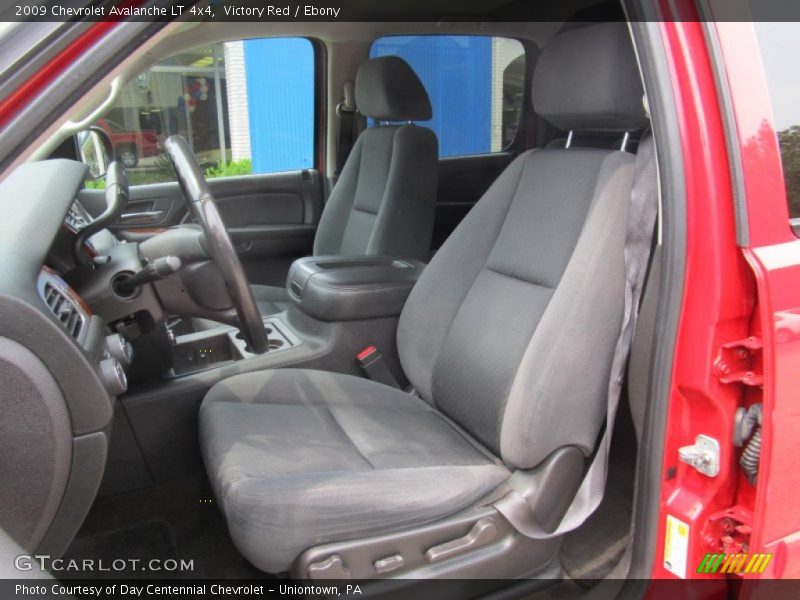 Victory Red / Ebony 2009 Chevrolet Avalanche LT 4x4