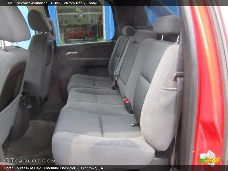 Victory Red / Ebony 2009 Chevrolet Avalanche LT 4x4