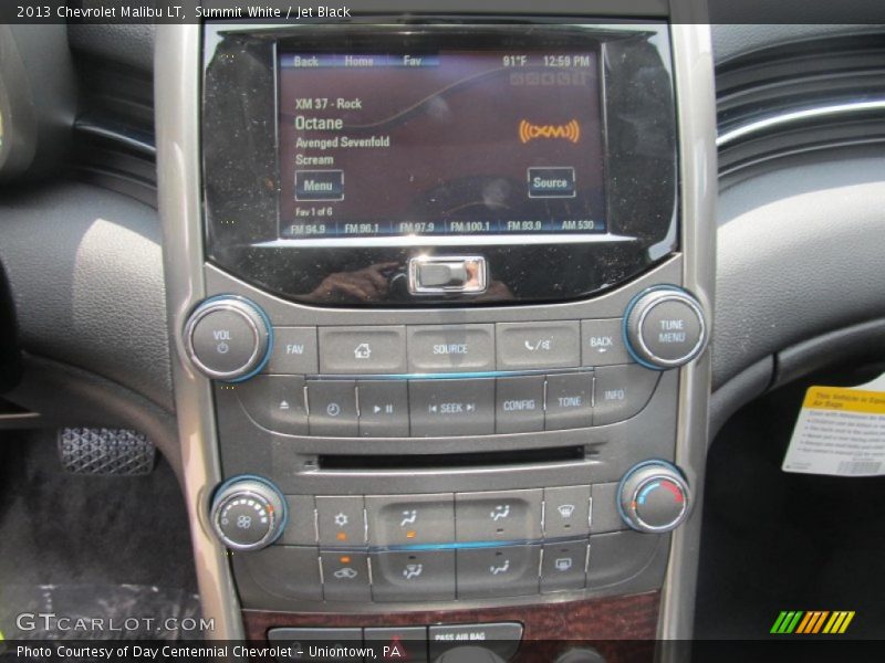 Controls of 2013 Malibu LT
